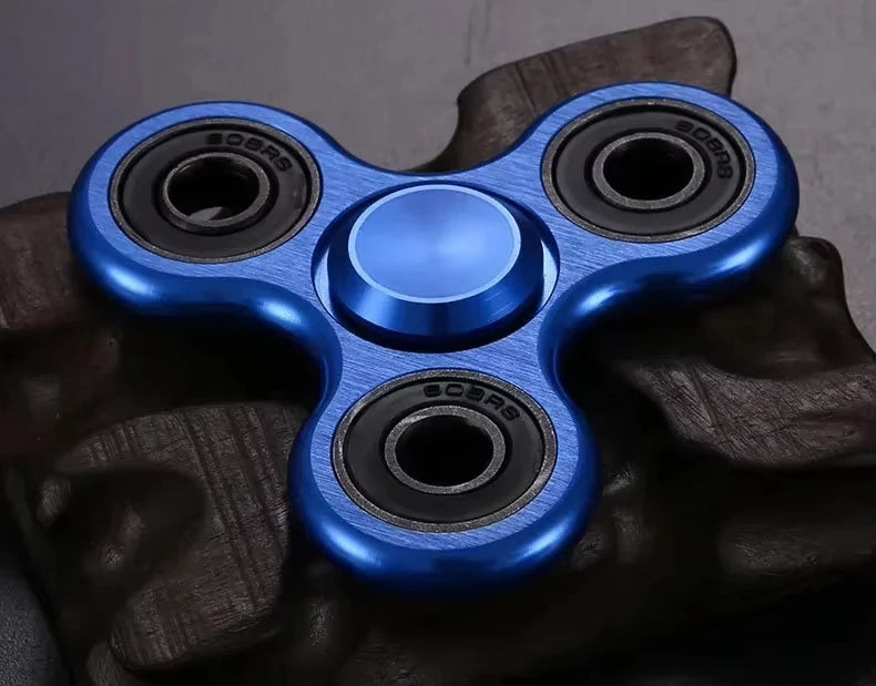 Fidget Spinner en Alliage Métallique – Rotation Fluide et Compacte