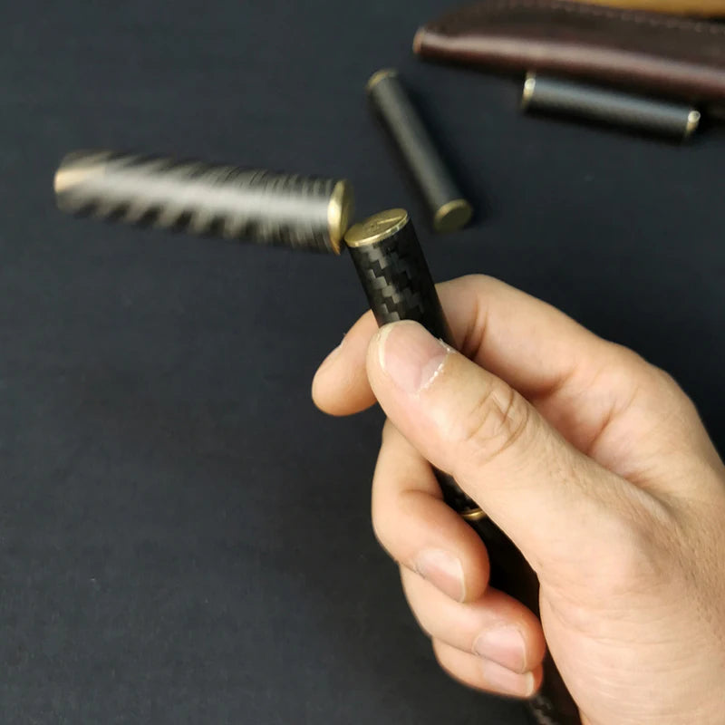 Fidget Spinner EDC en Métal et Fibre de Carbone – Rotation Tripartite