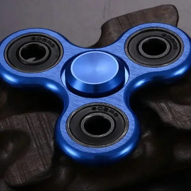 Fidget Spinner en Alliage Métallique – Rotation Fluide et Compacte