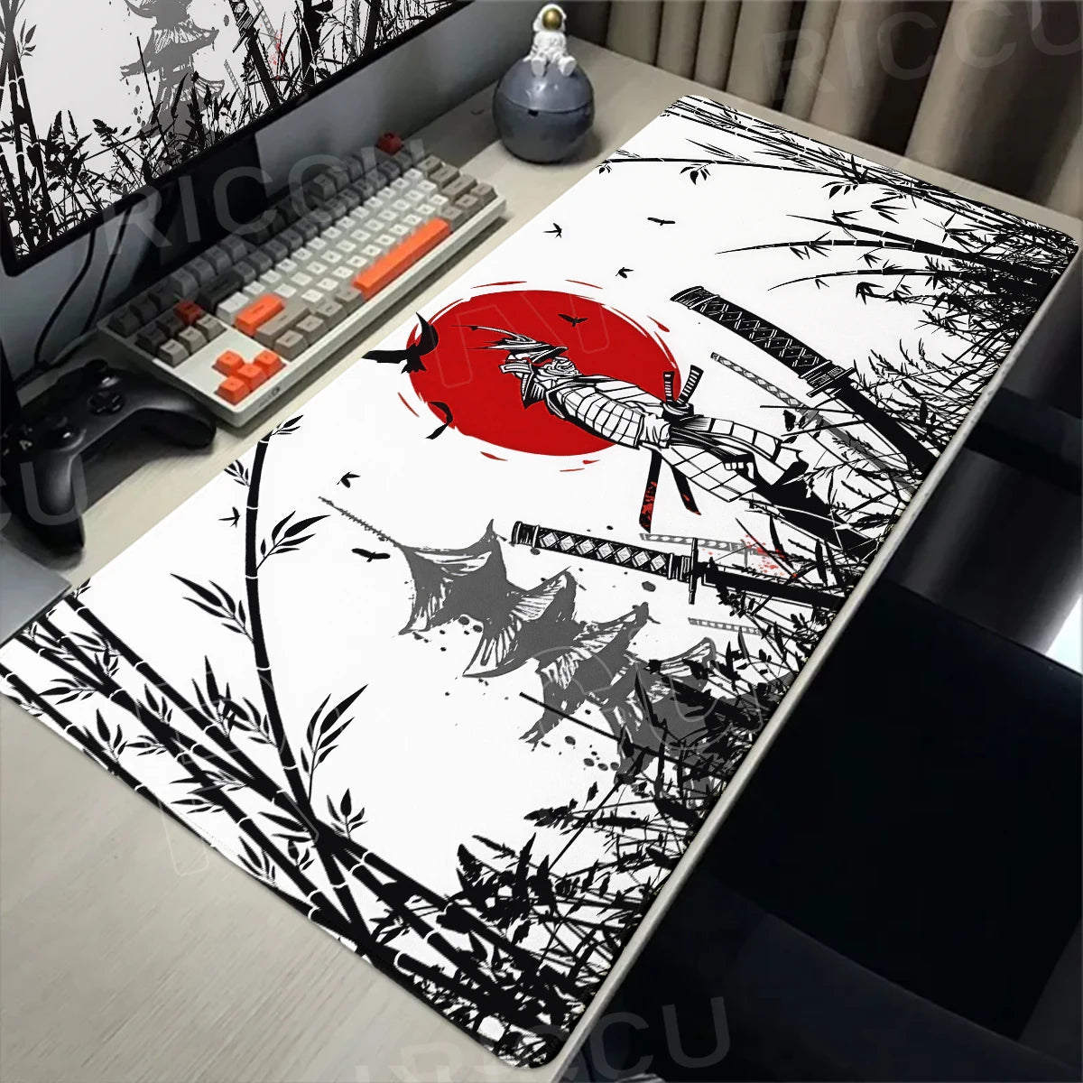 Tapis de Bureau XXL “Samouraï & Soleil Rouge” – Élégance Japonaise, confort et Précision
