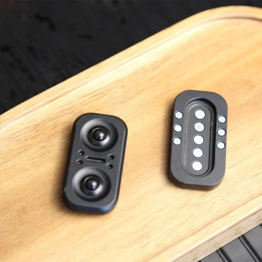 Fidget Rotator Hibou en Métal – Slider Magnétique EDC