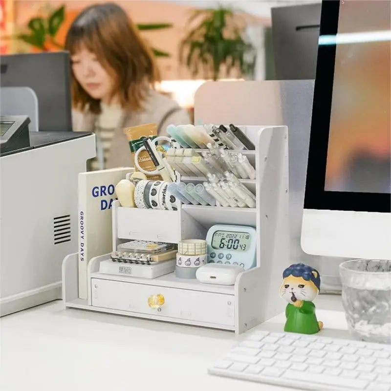 Organiseur de Bureau DIY – Structure Compacte & Rangement Structuré
