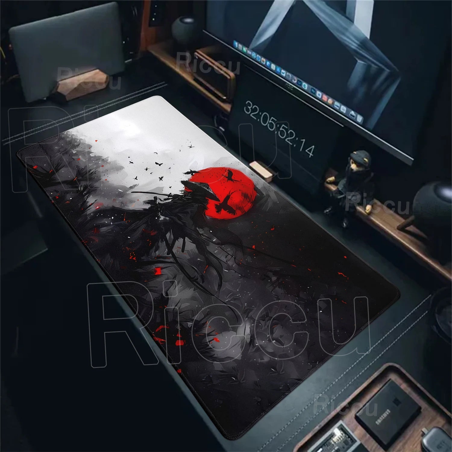 Tapis de Bureau XXL “Samouraï & Soleil Rouge” – Élégance Japonaise, confort et Précision