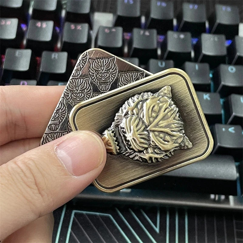 Fidget Slider Magnétique en Métal – Design Tête de Tigre, Anti-Stress