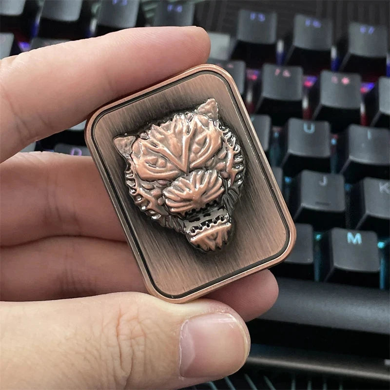 Fidget Slider Magnétique en Métal – Design Tête de Tigre, Anti-Stress